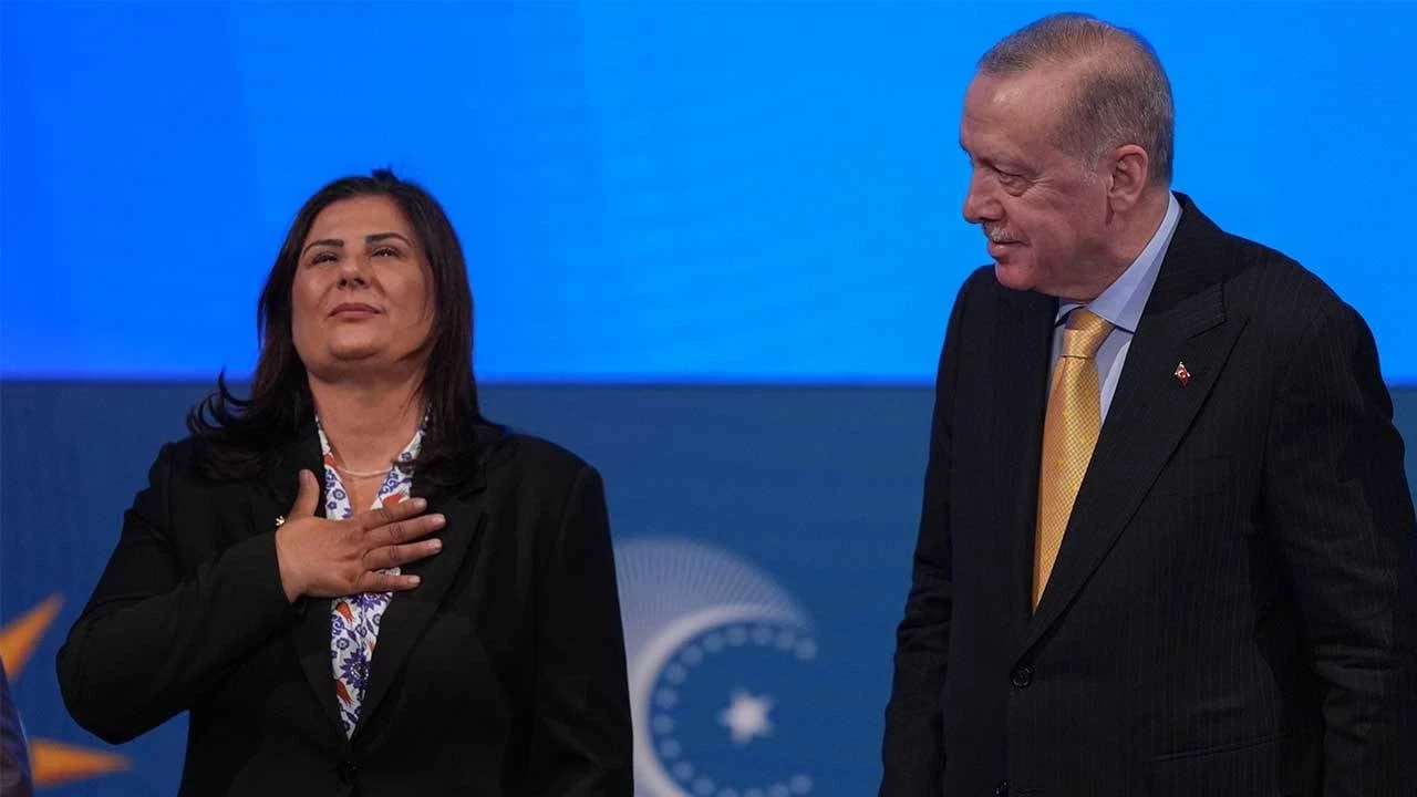 Özlem Çerçioğlu AK Parti’ye geçişinin perde arkasını açıkladı. CHP lideri