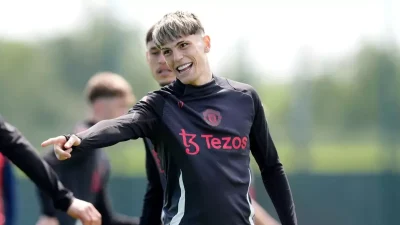 İngiltere Premier Lig ekiplerinden Chelsea, yaz transfer döneminde sürpriz bir