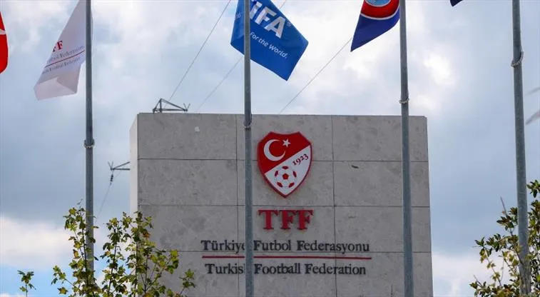 Türkiye Futbol Federasyonu (TFF), UEFA Şampiyonlar Ligi, UEFA Avrupa Ligi