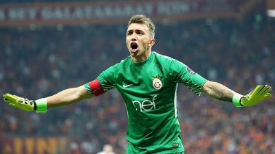 Galatasaray’da kaleci transferi için çalışmalar hız kazandı.