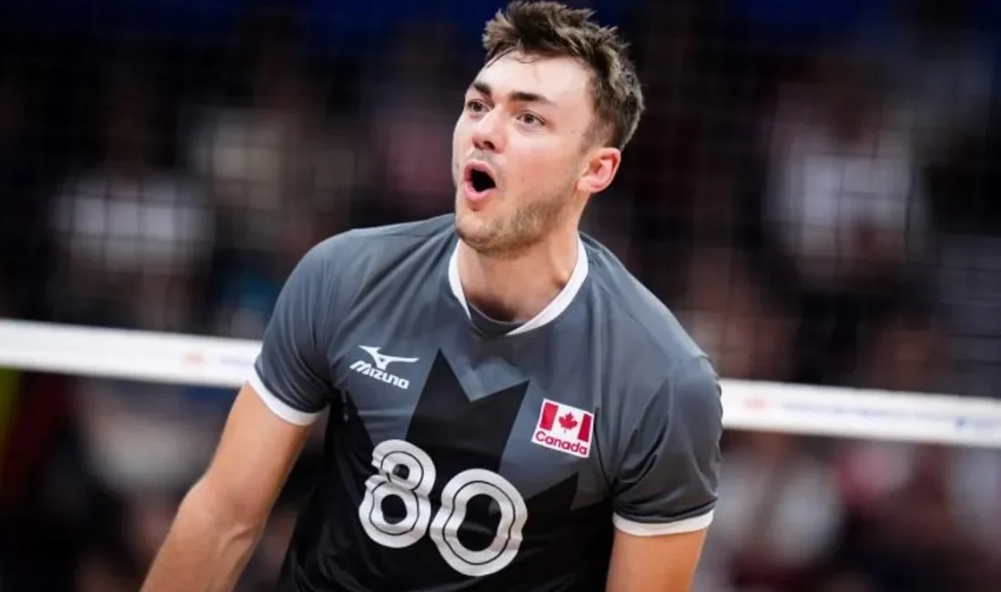 Voleybol Efeler Ligi takımlarından Halkbank, yeni sezona güçlü bir kadroyla