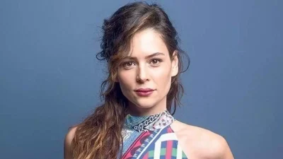 Yıldız Çağrı Atiksoy kaç yaşında, nereli, hangi dizilerde oynadı? Berk