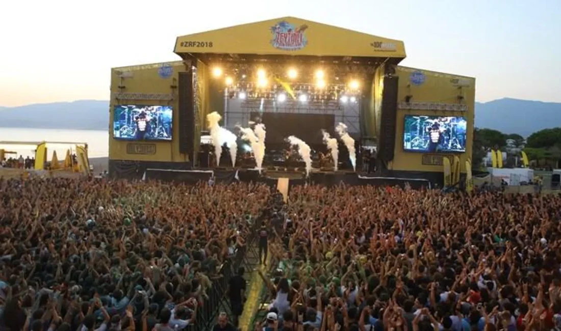 Zeytinli Rock Festivali nerede? 21-24 Ağustos 2024’te İstanbul Milyon Beach