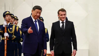 Fransa Cumhurbaşkanı Emmanuel Macron, Çin Devlet Başkanı Xi Jinping’e Ukrayna’da