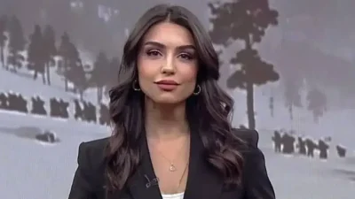 CNN Türk kanalının en dikkat çeken yüzlerinden biri olan Burçak