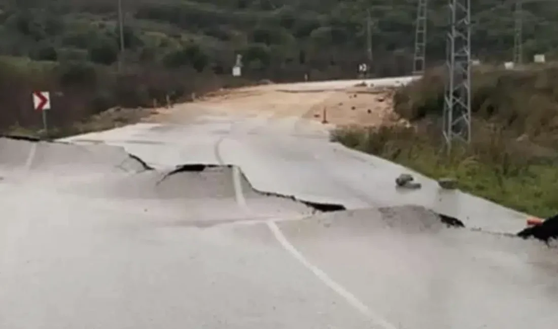 Antalya’nın turistik ilçelerinden Kumluca’da meydana gelen beklenmedik heyelan bölgede ulaşımı