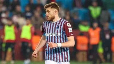 Trabzonspor’un transfer döneminde kadrosuna katarak savunma hattını güçlendirdiği Arseniy Batagov,
