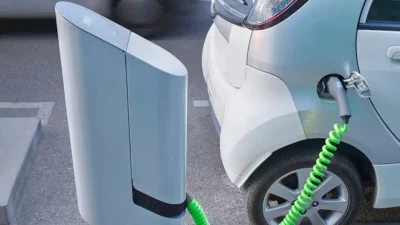 Elektrikli araç dünyasında merakla beklenen devrim niteliğindeki düzenleme resmen hayata