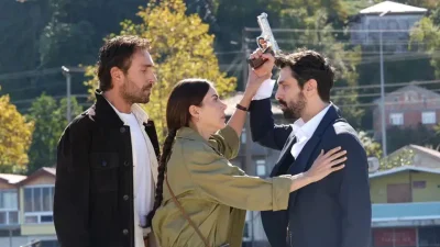 Ekranların sevilen dizisi Taşacak Bu Deniz 20. bölüm fragmanı ile