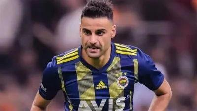 Süper Lig’in tecrübeli isimlerinden Deniz Türüç’ün özel hayatı ve ailesi