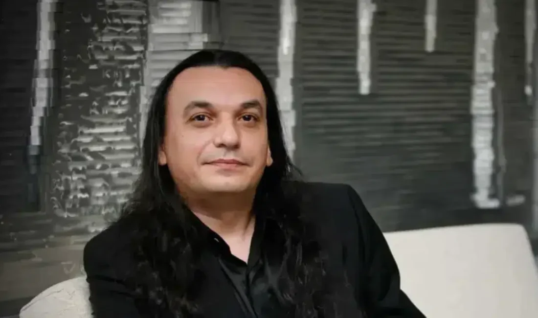 Türk müziğinin en özgün ve yenilikçi isimlerinden biri olan Gökhan