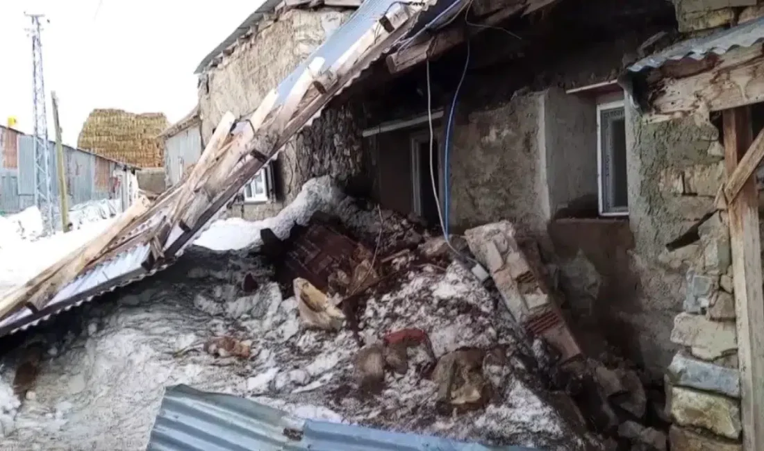 Erzincan’ın Otlukbeli ve Çayırlı ilçelerinde aniden bastıran şiddetli fırtına adeta