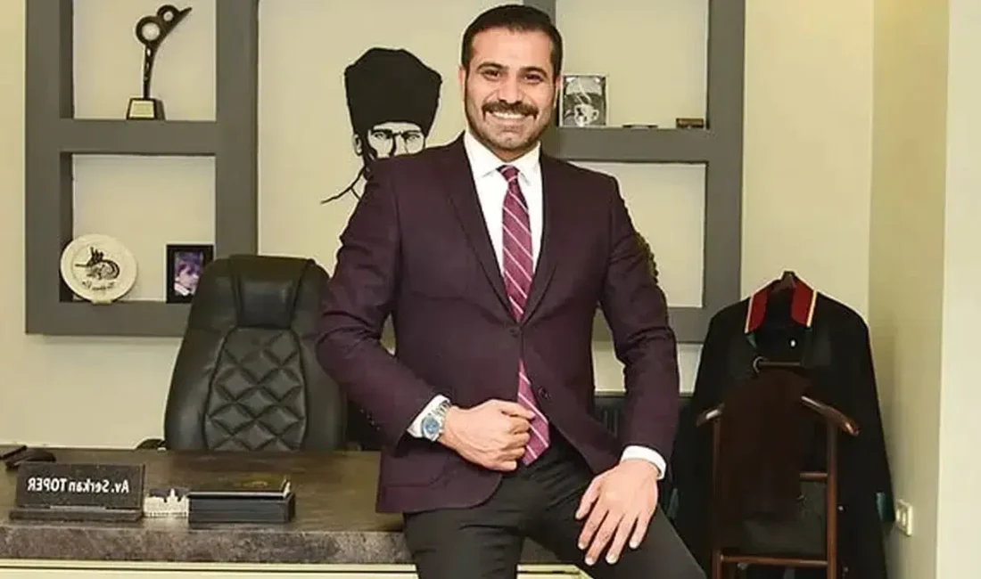 Televizyon ekranlarında yaptığı hukuki yorumlar ve siyasi analizleriyle tanınan ünlü