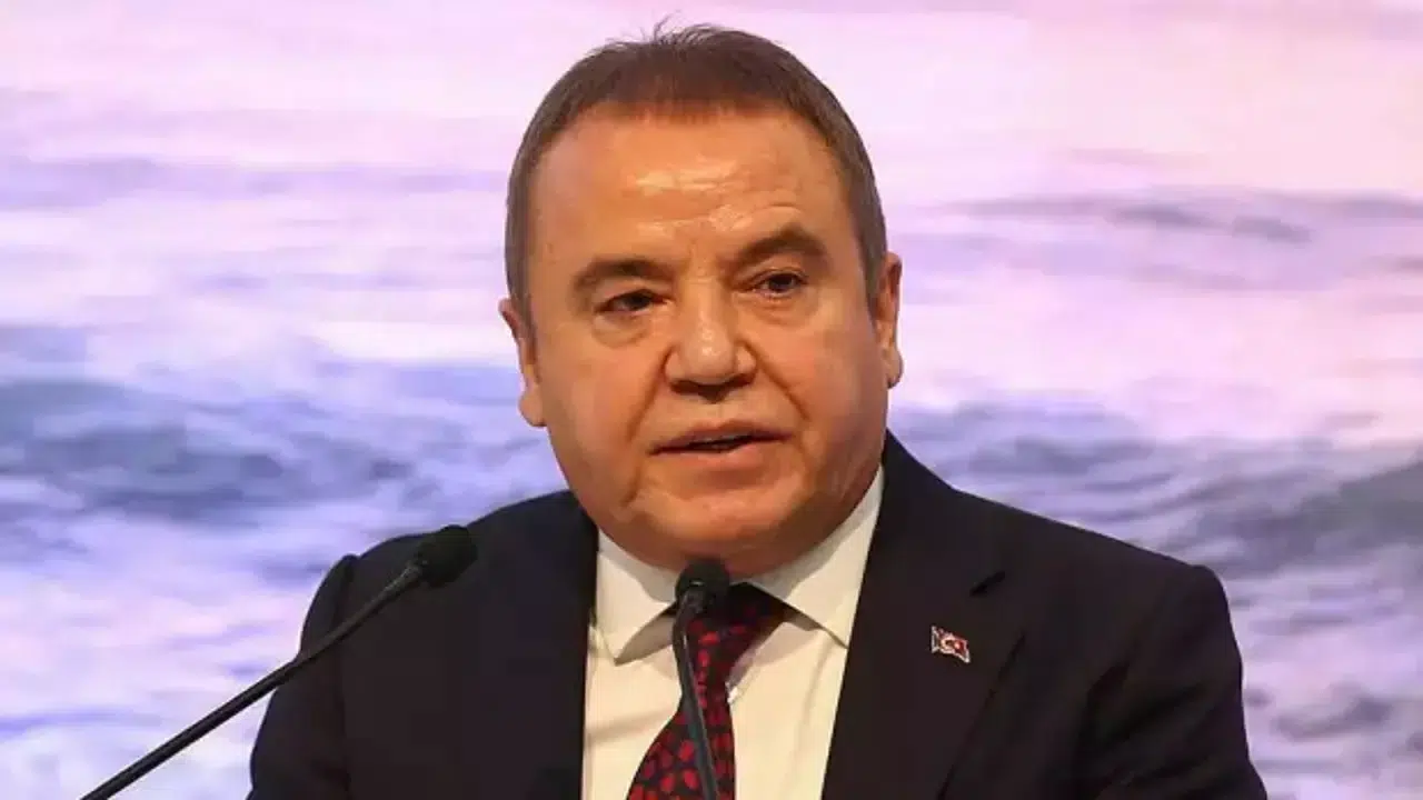 Antalya Büyükşehir Belediye Başkanlığı görevinden uzaklaştırılan Muhittin Böcek’e yönelik yürütülen