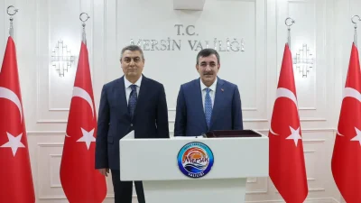 Cumhurbaşkanı Yardımcısı Cevdet Yılmaz’ın Mersin Valiliği ziyareti, şehrin geleceğine yönelik