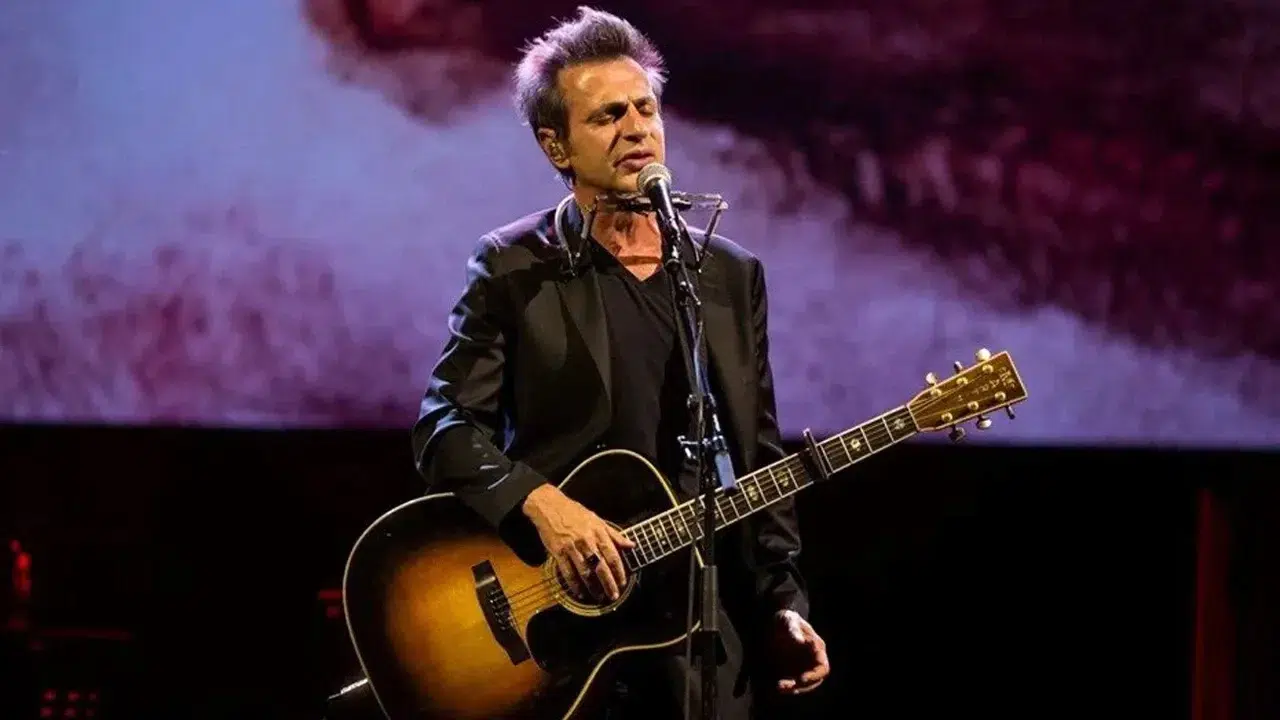 Türk rock müziğinin efsane isimlerinden biri olan Teoman, 2026 yılında