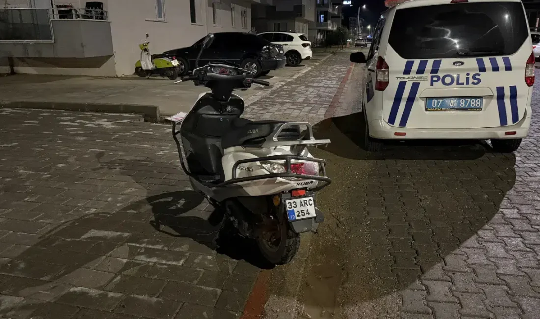 Antalya’nın Gazipaşa ilçesinde gece saatlerinde meydana gelen feci motosiklet kazası