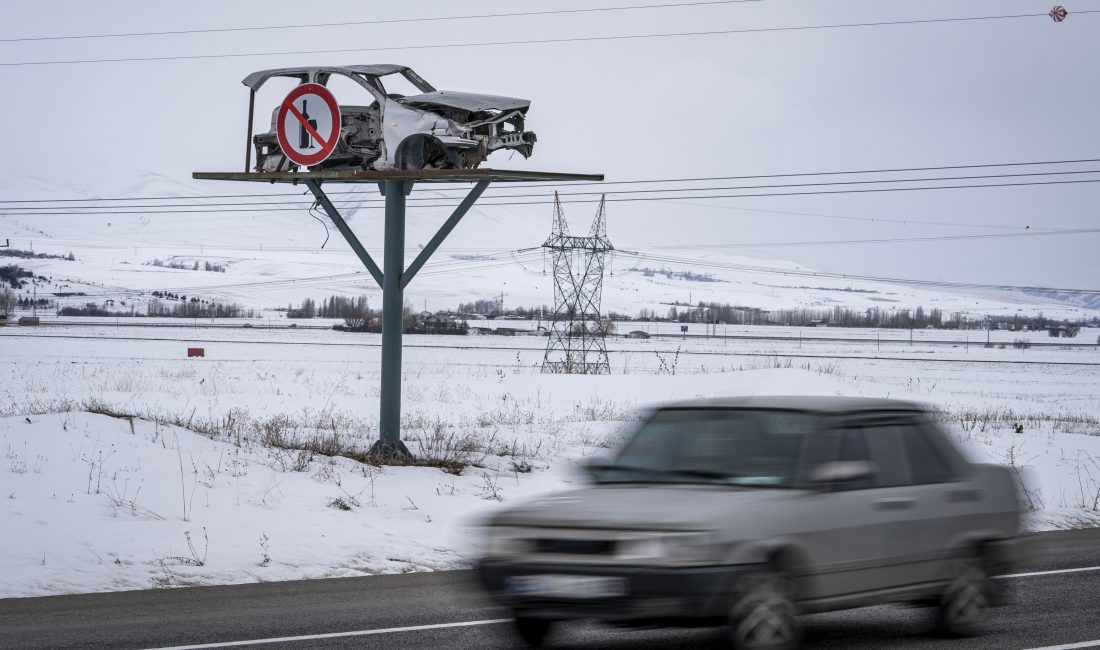 Erzurum’da trafik kazalarına ve kural ihlallerine dikkat çekmek amacıyla hayata