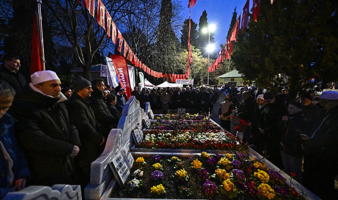Türk siyasetinin “Hoca” lakaplı ismi Necmettin Erbakan, aramızdan ayrılışının 15’inci