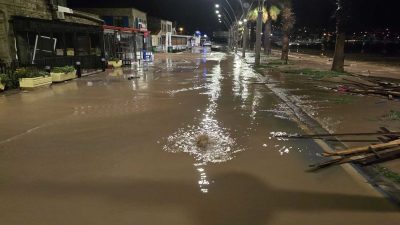 Meteoroloji Genel Müdürlüğü tarafından yapılan sarı kodlu uyarının ardından İzmir’in