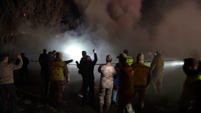 Gümüşhane’nin Kale köyünde üç katlı bir binada çıkan yangın büyük