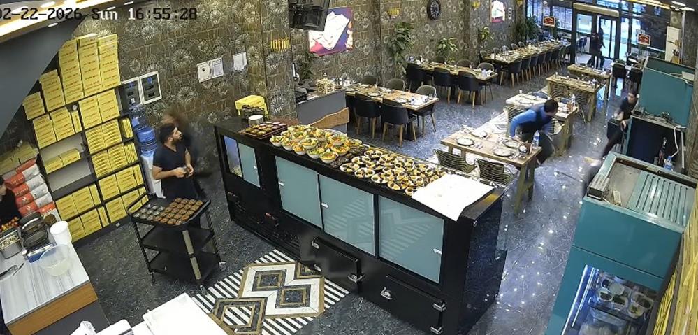 Sakarya’nın Adapazarı ilçesinde iftar sofraları kurulmadan hemen önce büyük bir