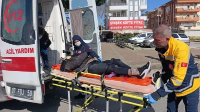 Antalya’nın Manavgat ilçesinde meydana gelen ve bir otomobil ile motosikletin