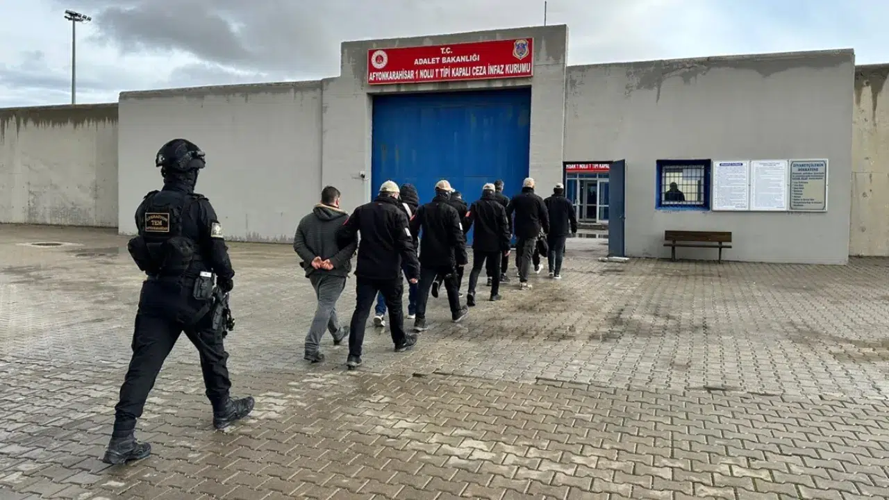 Afyonkarahisar merkezli 3 ilde eş zamanlı olarak gerçekleştirilen terör örgütü