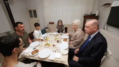 Cumhurbaşkanı Recep Tayyip Erdoğan ve eşi Emine Erdoğan, Ramazan ayının