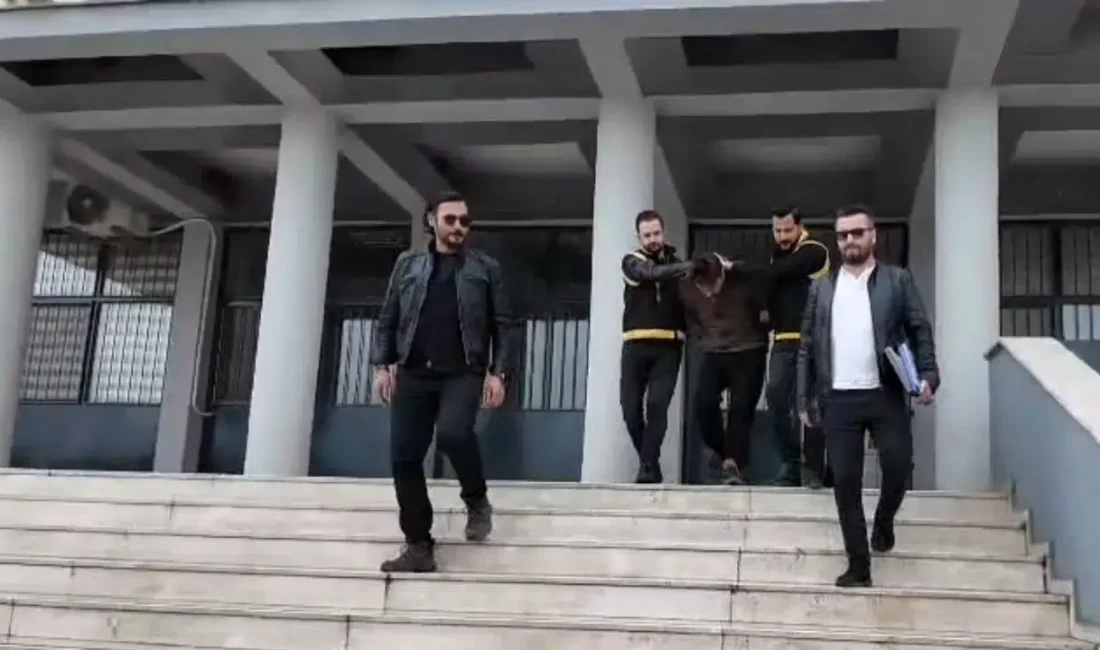 Aydın’ın Efeler ilçesinde kendi evlerinde cansız bedenleri bulunan Turgut ve