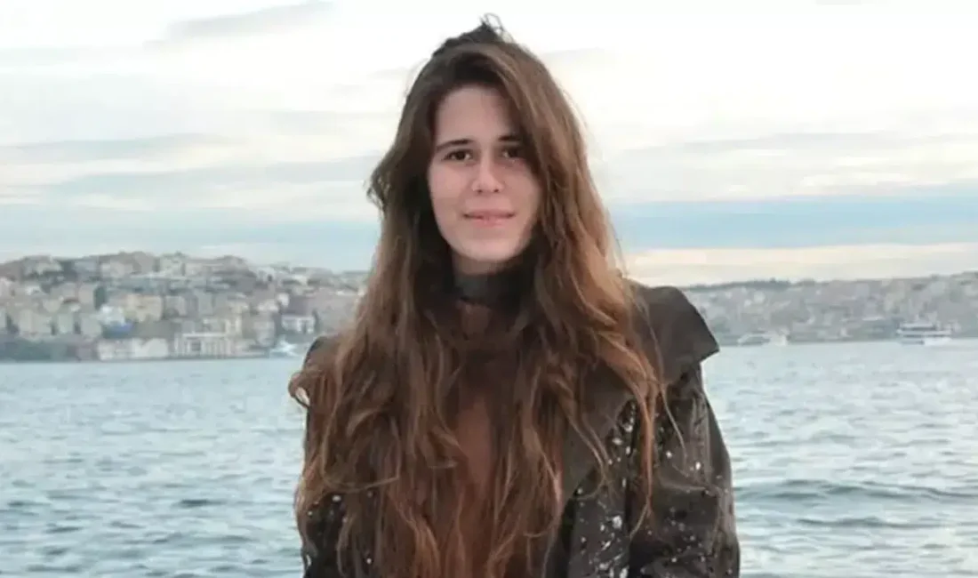 İzmir’in Çeşme ilçesinde belediye başkanı Lal Denizli’nin uyuşturucu soruşturması kapsamında