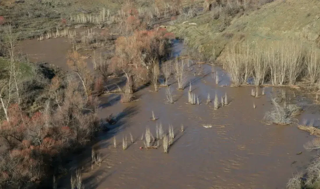 Konya’da etkili olan yoğun kar yağışlarının ardından aniden ısınan hava