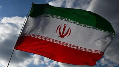 İran’ın güney kesiminde yer alan bir ilkokulun ABD ve İsrail