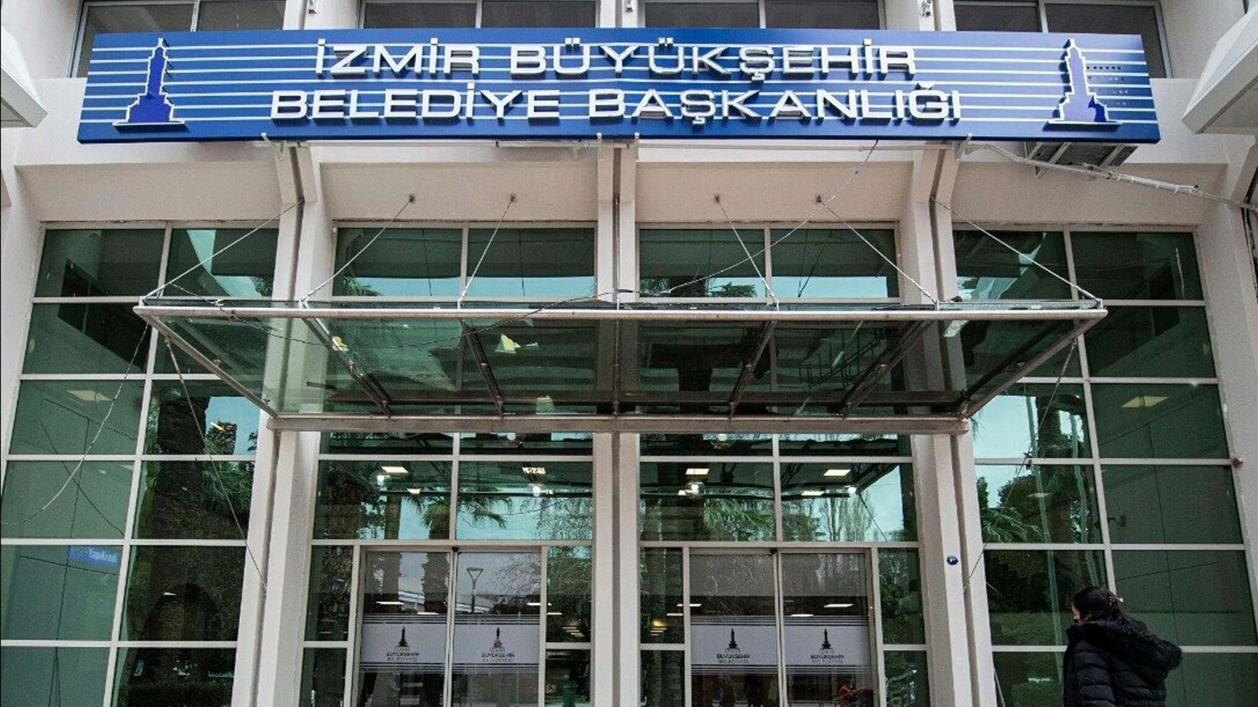 İzmir İş İnsanları Örnekköy Konut Yapı Kooperatifi üzerinden yürütülen “zimmet”