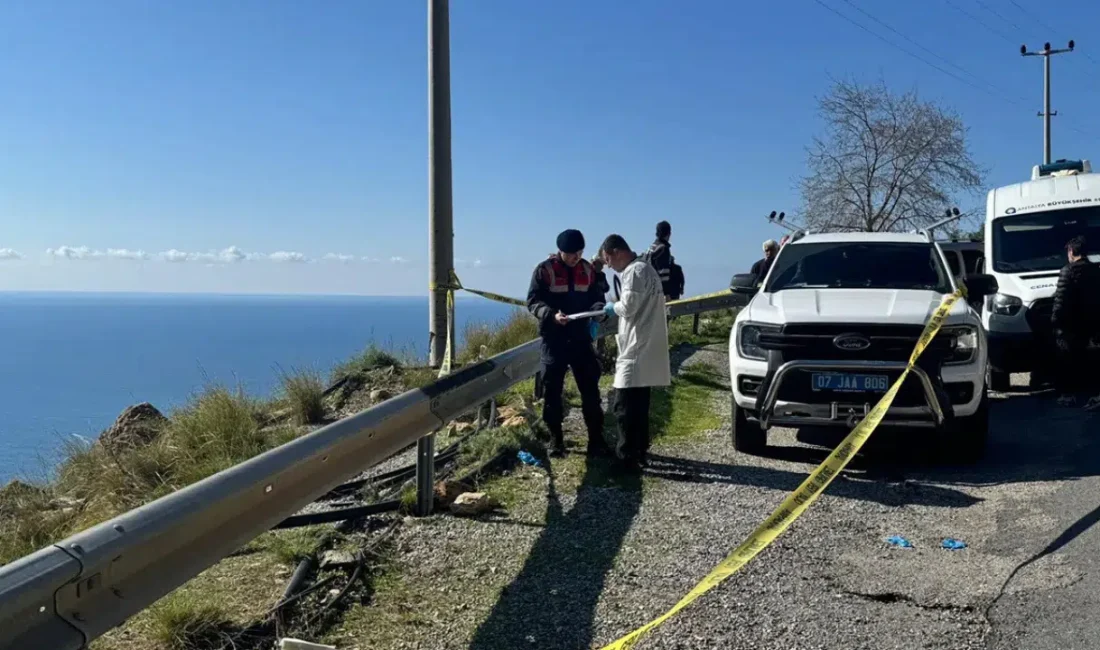 Antalya’nın Gazipaşa ilçesinde yol kenarında cansız bedeni bulunan 45 yaşındaki
