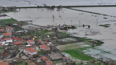 Edirne’de etkili olan yağışların ardından debisi hızla yükselen Tunca ve