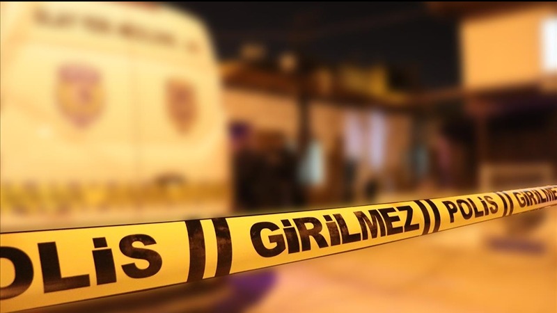 İstanbul Arnavutköy’de yeni taşındıkları evde çocuklarının gözü önünde eşi tarafından