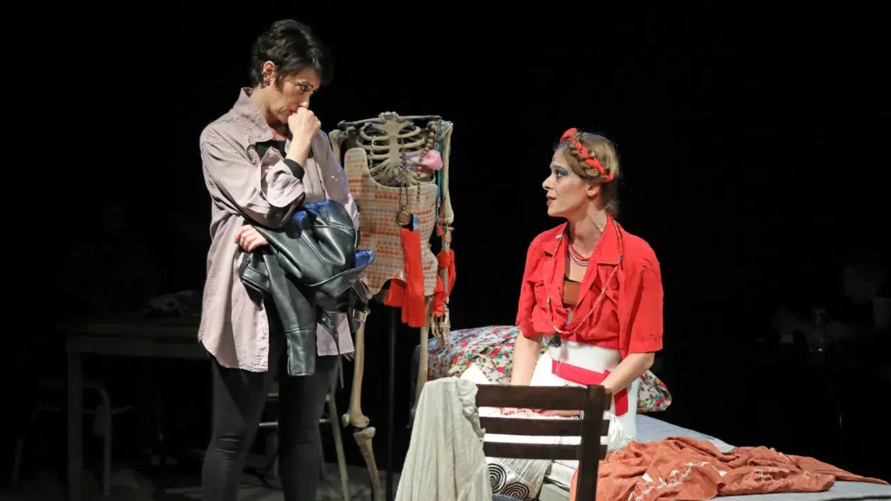 İstanbul Büyükşehir Belediyesi Şehir Tiyatroları, mart ayı boyunca sanatseverleri büyülemeye