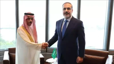 Türkiye ile Suudi Arabistan arasındaki diplomatik trafik hız kesmeden devam