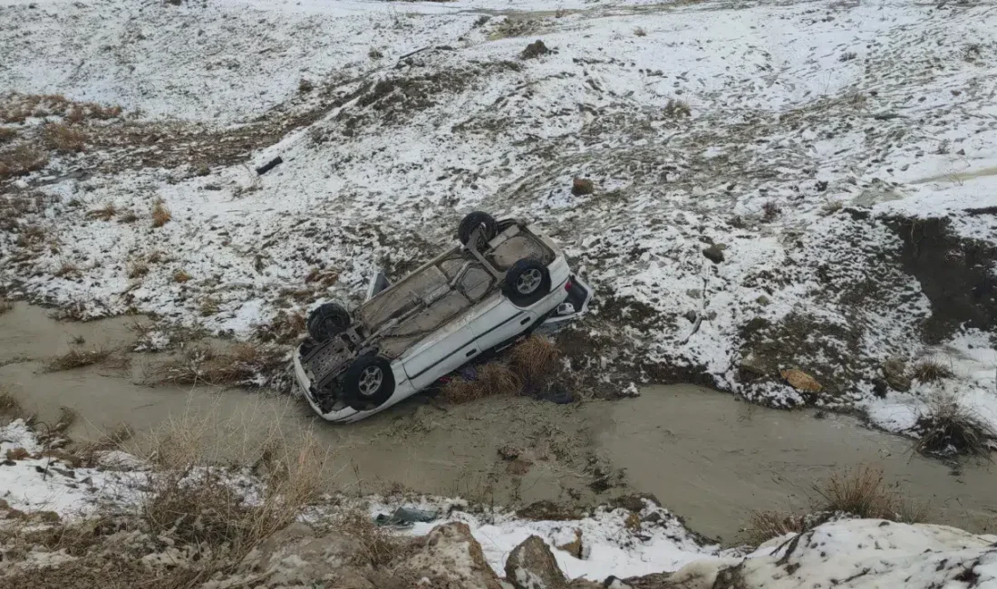 Van’ın Edremit ilçesinde seyir halindeki bir otomobilin sürücüsünün direksiyon hakimiyetini