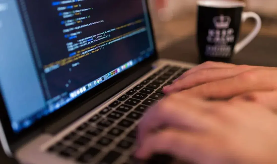 İstanbul Emniyeti’nin düzenlediği dev operasyonda yasa dışı bahis ve POS