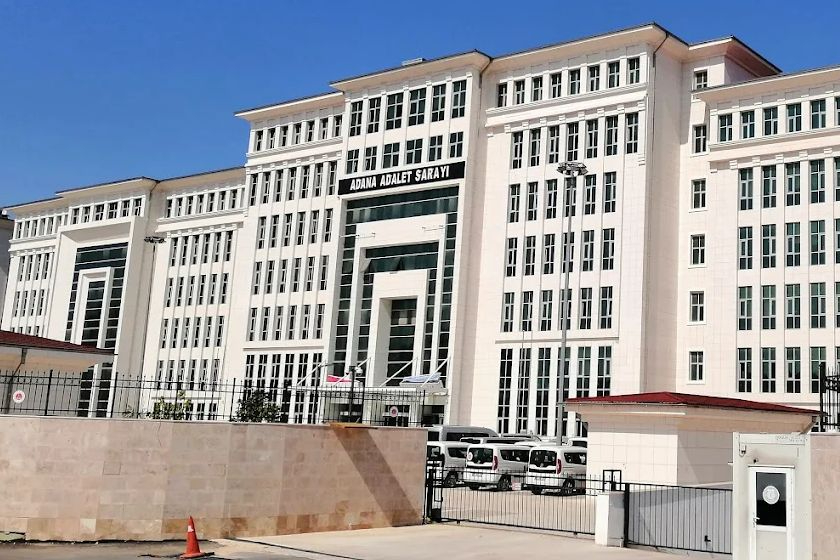 Adana’da İncirlik Hava Üssü’nün stratejik görüntülerini canlı yayında kamuoyuyla paylaşan