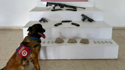 Van’ın Başkale ilçesinde jandarma ekiplerinin titizlikle yürüttüğü operasyonun ardından uyuşturucu