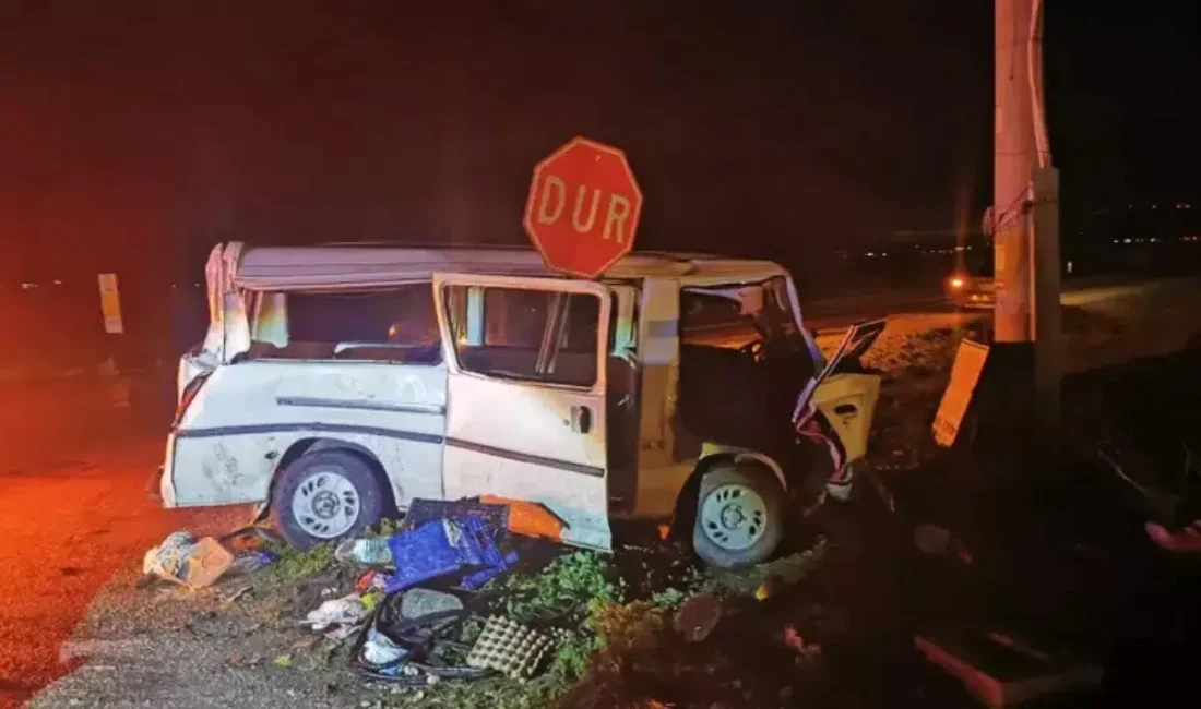 Bursa’nın Karacabey ilçesinde sabah saatlerinde meydana gelen trafik kazası bölgede