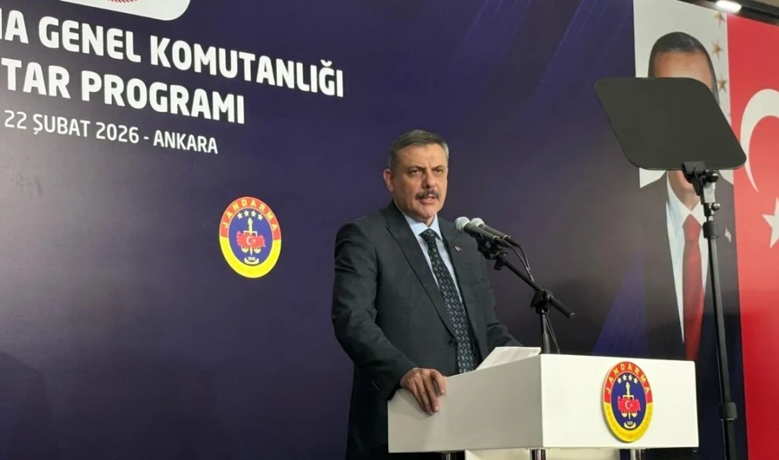 İçişleri Bakanı Mustafa Çiftçi, JÖAK personelinin iftar sofrasına konuk olarak