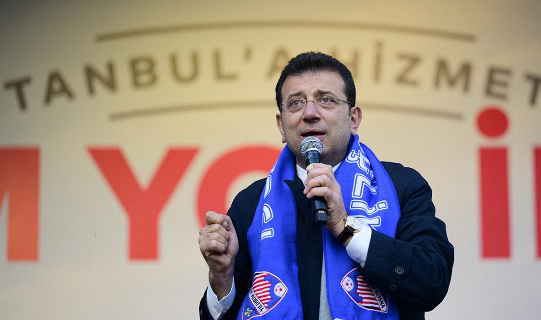 İstanbul Büyükşehir Belediye Başkanlığı görevinden uzaklaştırılan Ekrem İmamoğlu ile birlikte