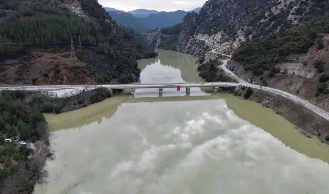 Adana’da etkili olan yoğun kar ve sağanak yağışlar kuraklık tehlikesiyle