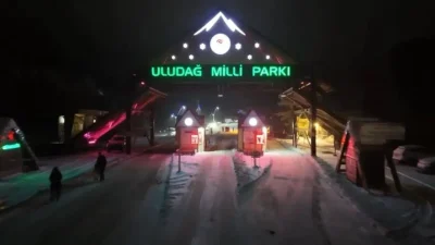 Türkiye’nin en önemli kış turizm merkezlerinden biri olan Uludağ’da dün