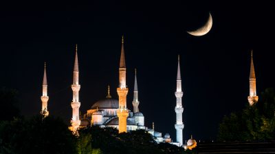 Milyonlarca Müslüman için manevi huzur iklimi bu gece kalkılacak ilk