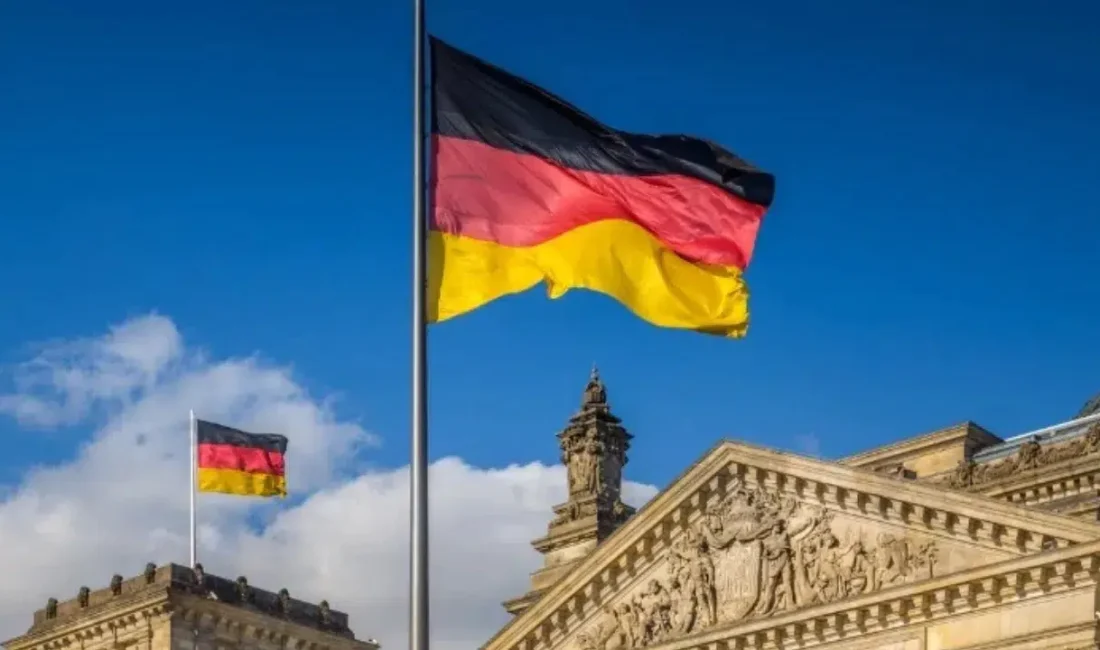 Almanya hükümeti, kamuoyunda uzun süredir tartışılan güvenlik politikaları kapsamında kritik